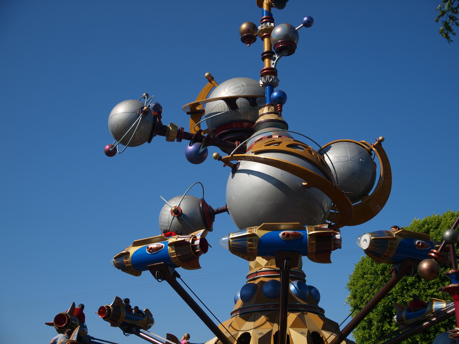 astro orbiter disney